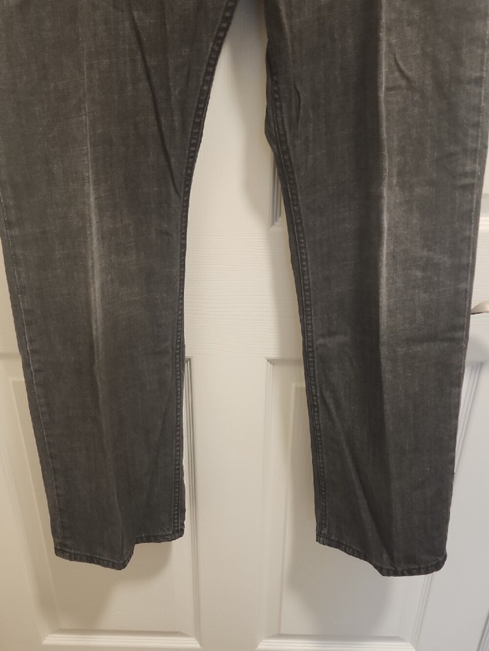 514 Levi's Jeans - 38 X 30 - Picture 3 of 9